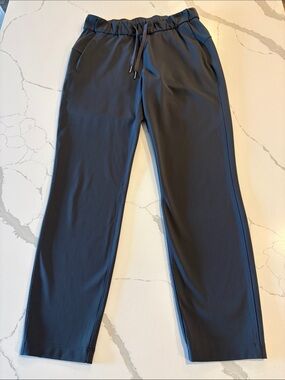 Lululemon On The Fly Pants 28” ~ 4 ~ Dark Shadow